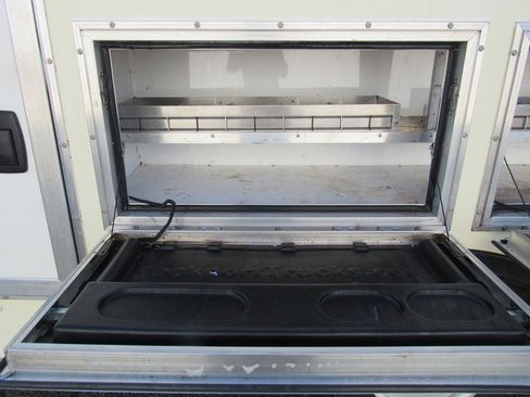 Used 2023 Ford E-350 and Econoline 350 Super Duty w/ Power Windows & Locks Group image 30