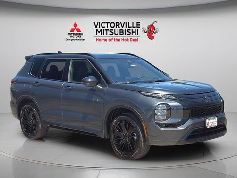 New 2026 Mitsubishi Outlander 4WD Plug-In Hybrid image 1