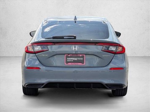 Used 2024 Honda Civic Sport image 7