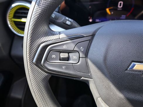 Used 2024 Chevrolet Trax LT FWD image 21