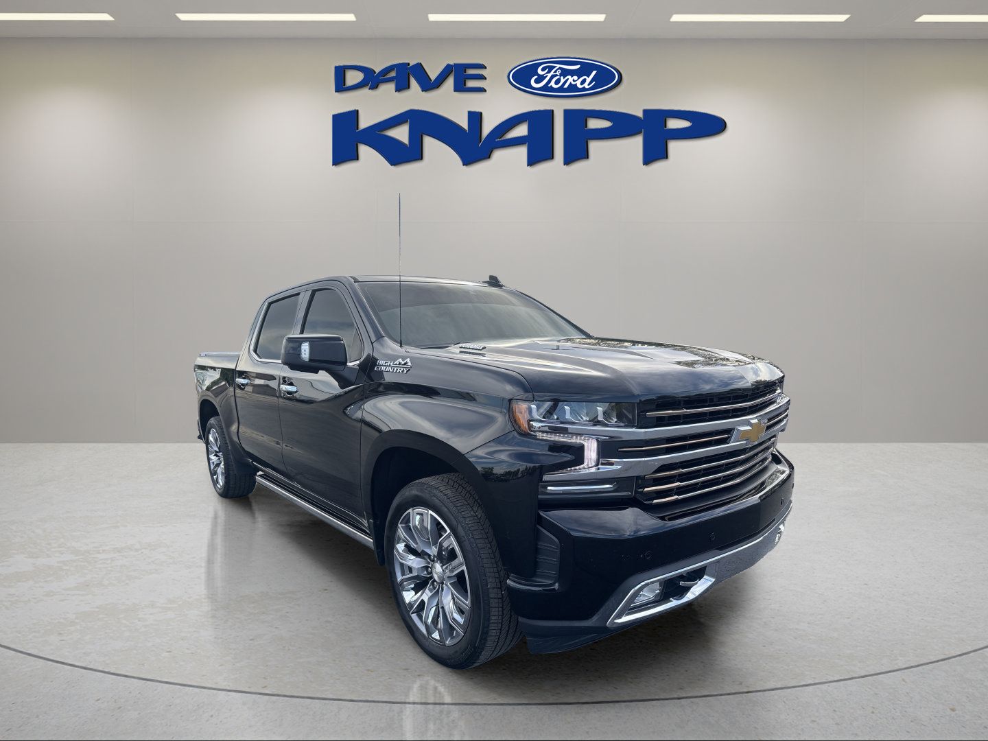 Used 2021 Chevrolet Silverado 1500 High Country w/ Technology Package AWD/4WD image 1
