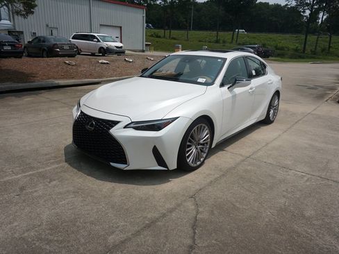 Used 2024 Lexus IS 300 w/ Premium Package RWD image 24