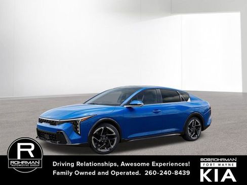 New 2025 Kia K4 GT-Line image 3