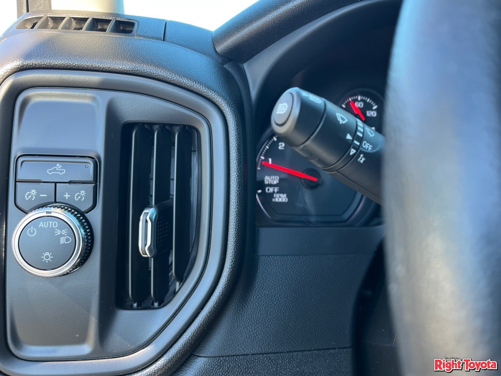 Used 2026 GMC Sierra 1500 Pro w/ Pro Value Package RWD image 30