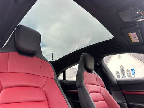 New 2025 Porsche Taycan image 17