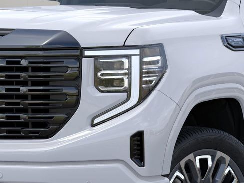 New 2026 GMC Sierra 1500 Denali Ultimate image 18