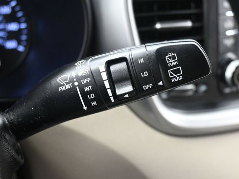 Used 2019 Kia Sorento AWD image 24