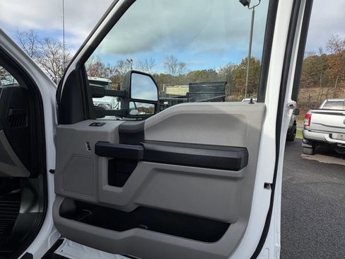 Used 2021 Ford F350 XL w/ Power Equipment Group image 50