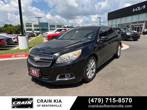 Used 2013 Chevrolet Malibu LT FWD image 2