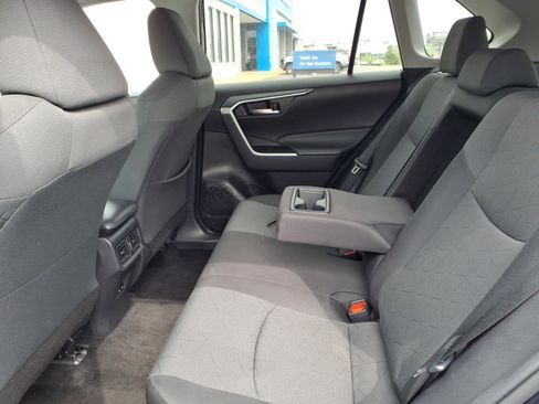 Used 2024 Toyota RAV4 XLE AWD/4WD image 25
