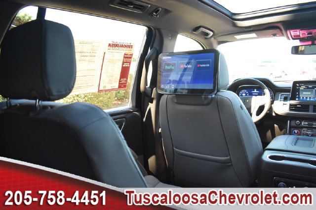 Used 2024 Chevrolet Tahoe Z71 w/ Luxury Package AWD/4WD image 33