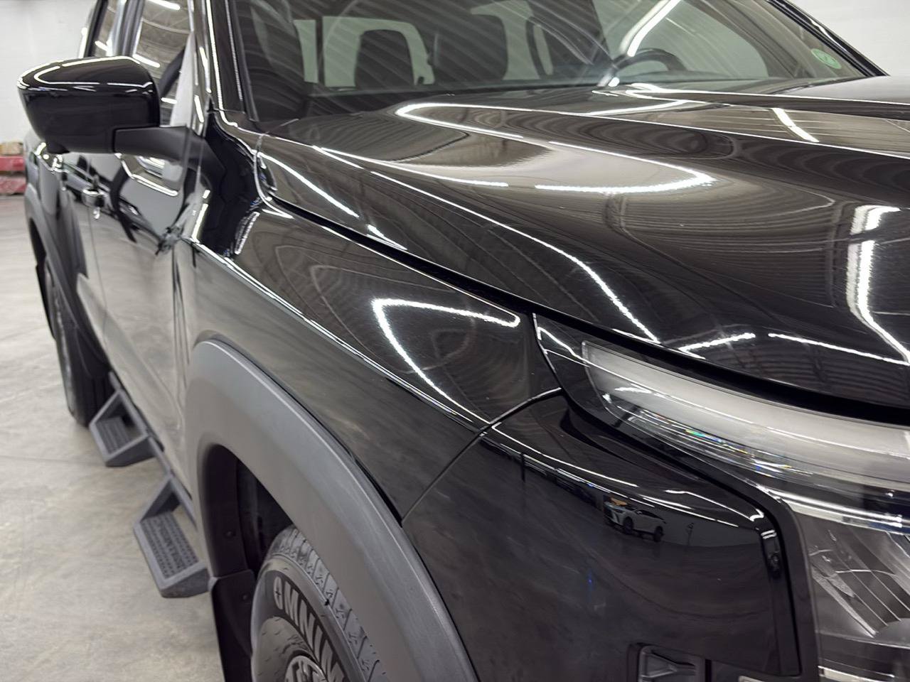 Used 2023 Nissan Frontier Pro-X w/ Pro-X Premium Package RWD image 5