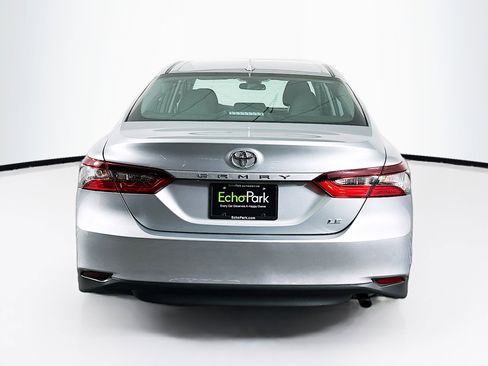 Used 2024 Toyota Camry LE image 7