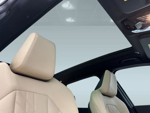 Used 2026 BMW X3 xDrive30 w/ Premium Package image 15