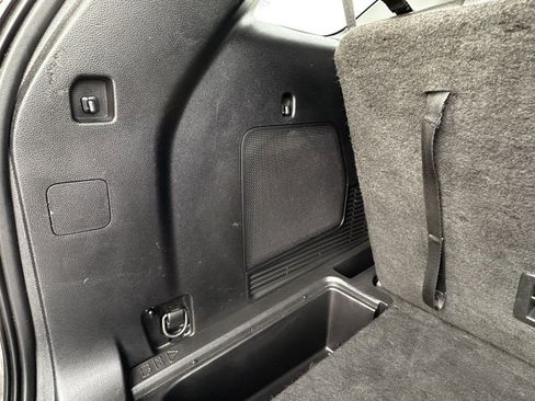Used 2022 Ford Explorer Limited RWD image 11