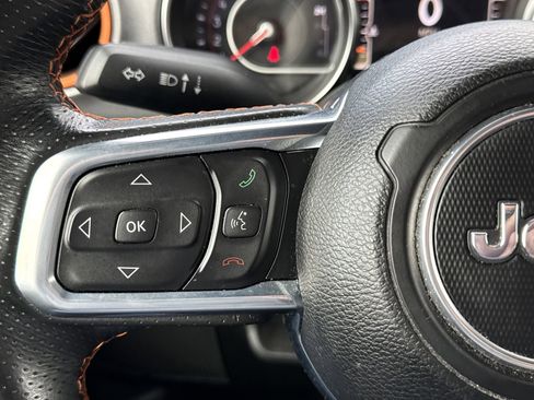 Used 2021 Jeep Gladiator Mojave image 18