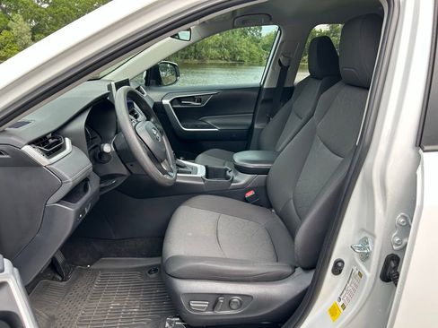 Used 2024 Toyota RAV4 XLE image 14