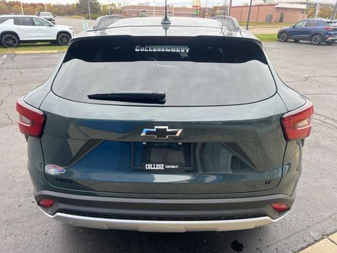 New 2026 Chevrolet Trax LT w/ Driver Confidence Package FWD image 7