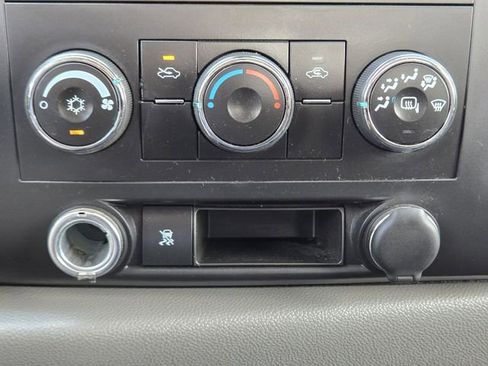 Used 2010 Chevrolet Silverado 1500 LS RWD image 17