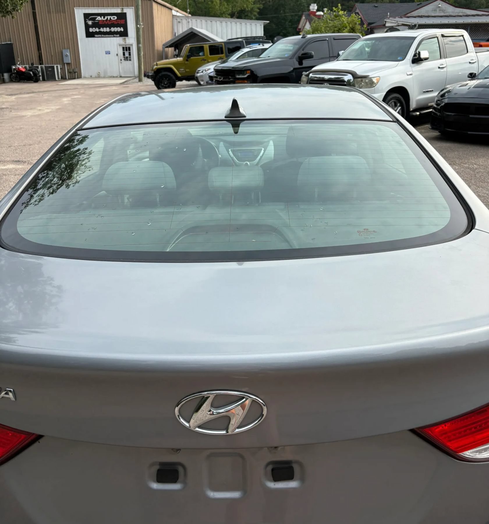 Used 2012 Hyundai Elantra GLS w/ Preferred Pkg 3 FWD image 6