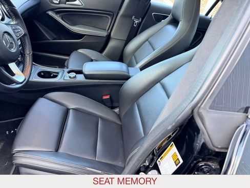 Used 2017 Mercedes-Benz CLA 250 4MATIC image 14