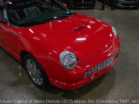 Used 2002 Ford Thunderbird Deluxe image 15