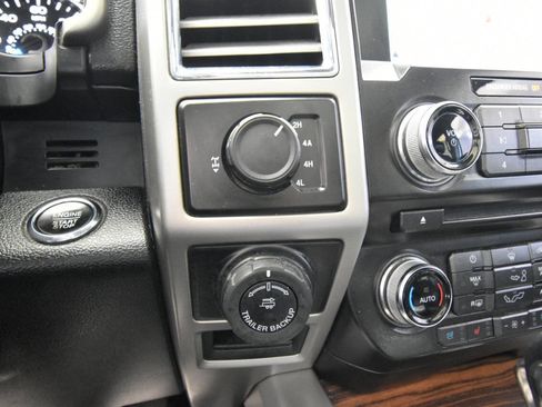 Used 2016 Ford F150 Lariat w/ Equipment Group 502A Luxury AWD/4WD image 36