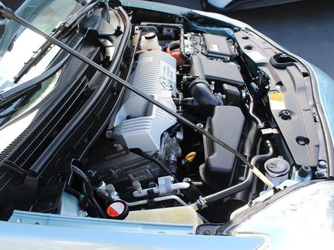 Used 2015 Toyota Prius Four FWD image 30