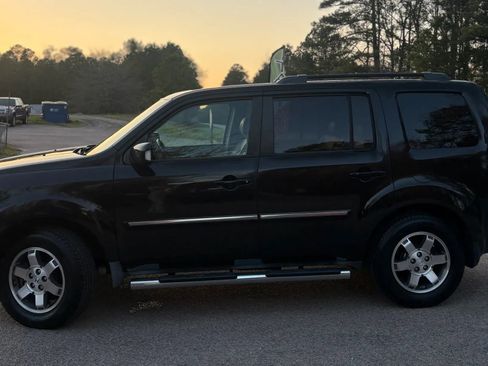 Used 2009 Honda Pilot Touring image 4