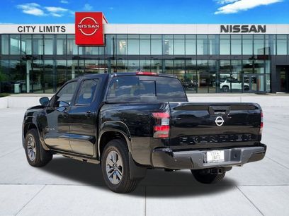 New 2027 Nissan Frontier SV w/ SV Convenience Package
