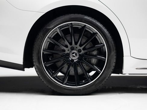 Used 2023 Mercedes-Benz S 500 4MATIC w/ AMG Line image 37