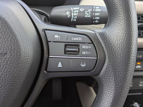 New 2026 Honda HR-V LX image 19