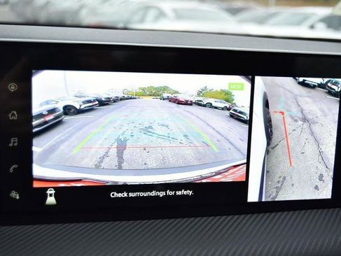 New 2025 Nissan Kicks SR image 14