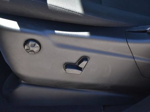 Used 2025 Dodge Durango GT AWD/4WD image 15