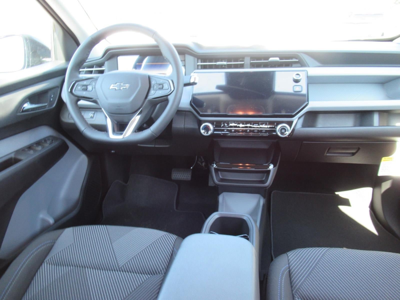 New 2027 Chevrolet Bolt LT w/ Comfort Package FWD image 13