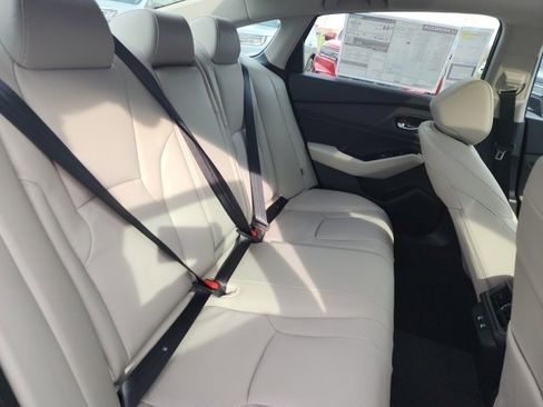 Used 2025 Honda Accord Touring image 16