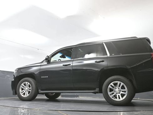 Used 2016 Chevrolet Tahoe LT w/ Luxury Package AWD/4WD image 29