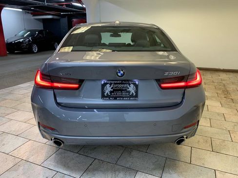 Used 2024 BMW 330i xDrive Sedan w/ Convenience Package AWD/4WD image 8