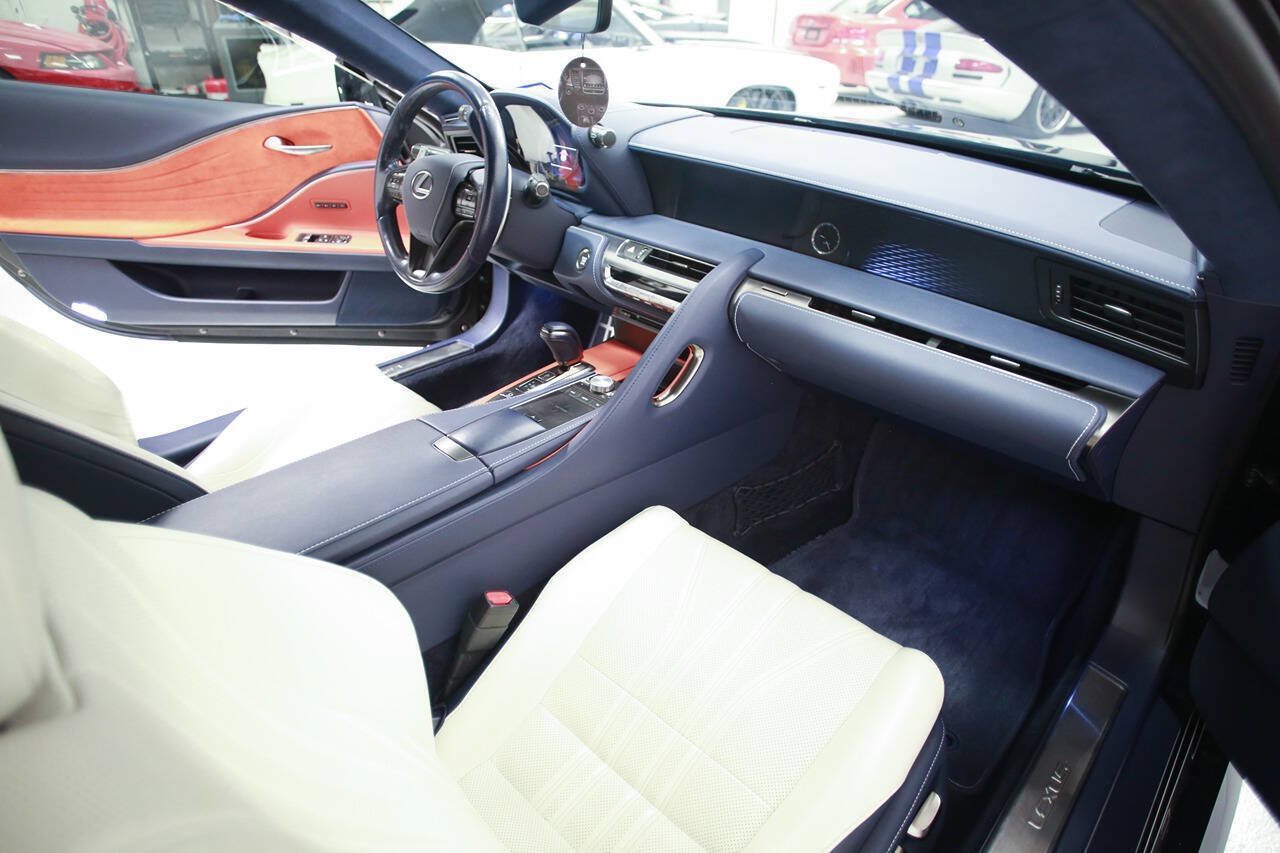 Used 2018 Lexus LC 500 Coupe w/ Touring Package RWD image 19