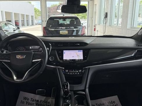 Certified 2023 Cadillac XT6 Sport AWD/4WD image 38