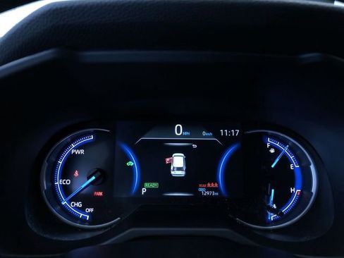 Certified 2025 Toyota RAV4 LE AWD/4WD image 30