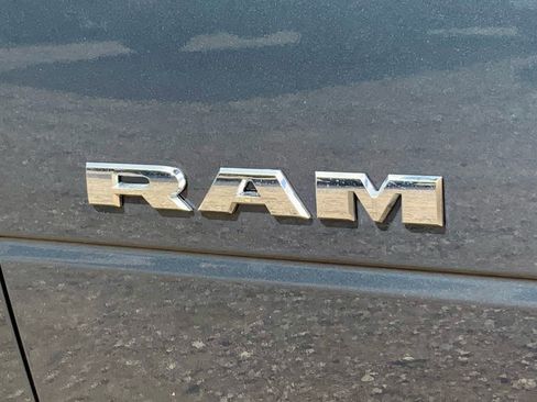 Used 2025 RAM 3500 Laramie AWD/4WD image 20