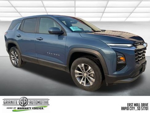 Used 2026 Chevrolet Equinox LT AWD/4WD image 8