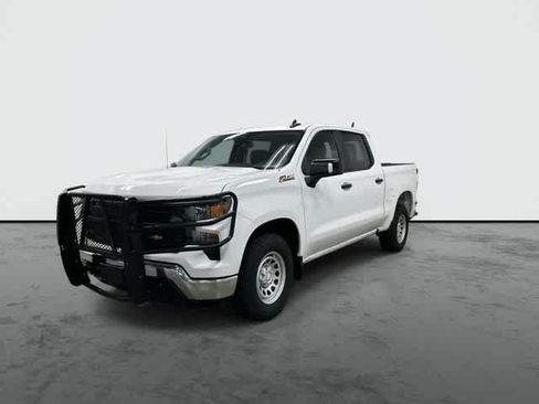 Used 2023 Chevrolet Silverado 1500 W/T w/ WT Safety Package AWD/4WD image 7