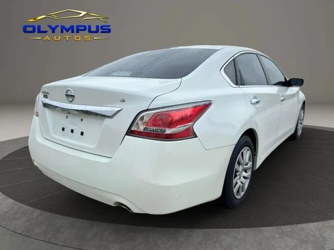 Used 2015 Nissan Altima 2.5 S w/ Power Driver Seat Package FWD image 5