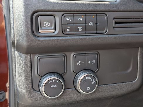Used 2023 Chevrolet Tahoe RST w/ Luxury Package RWD image 17