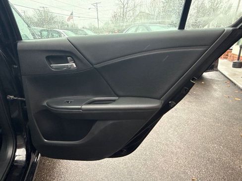 Used 2014 Honda Accord EX-L image 19