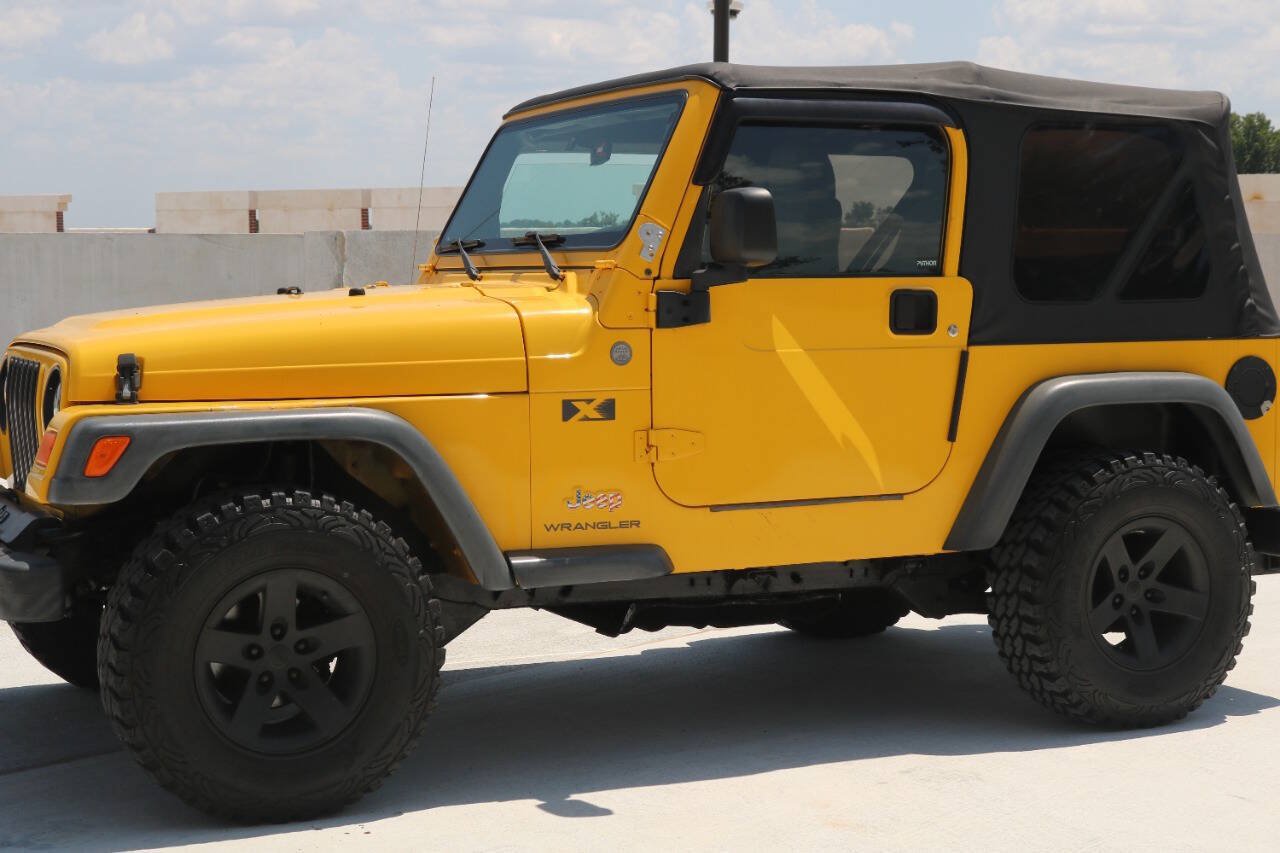 Used 2004 Jeep Wrangler X w/ Convenience Group AWD/4WD image 39