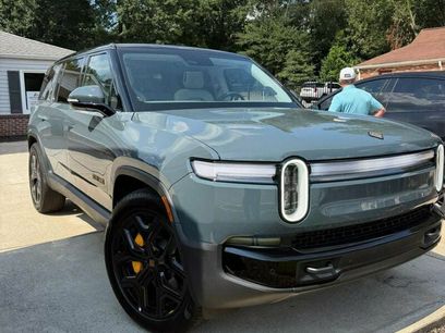 Used 2026 Rivian R1S Premium Tri