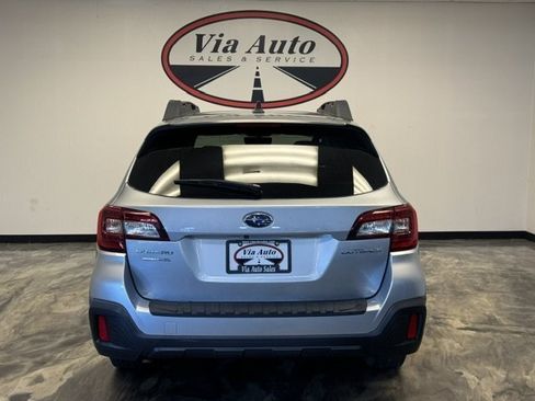 Used 2018 Subaru Outback 2.5i Premium AWD/4WD image 10
